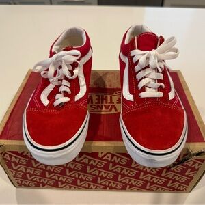 Vans Old Skools Size 7 W.